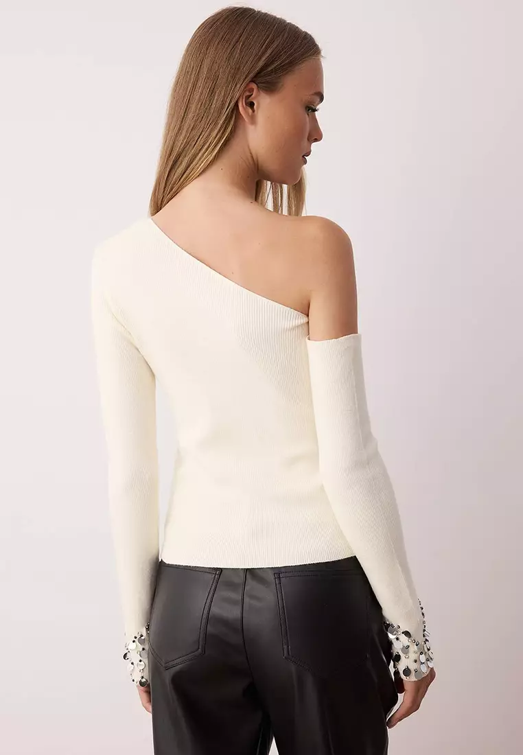 Ecru Premium Yarn/Special Yarn Asymmetric Collar Sleeve Edge Sequined Knitwear Sweater