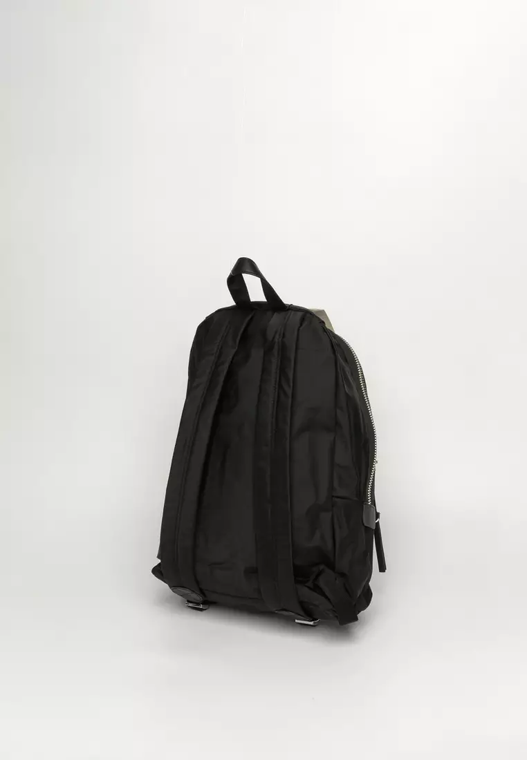 Marc jacobs sales black backpack