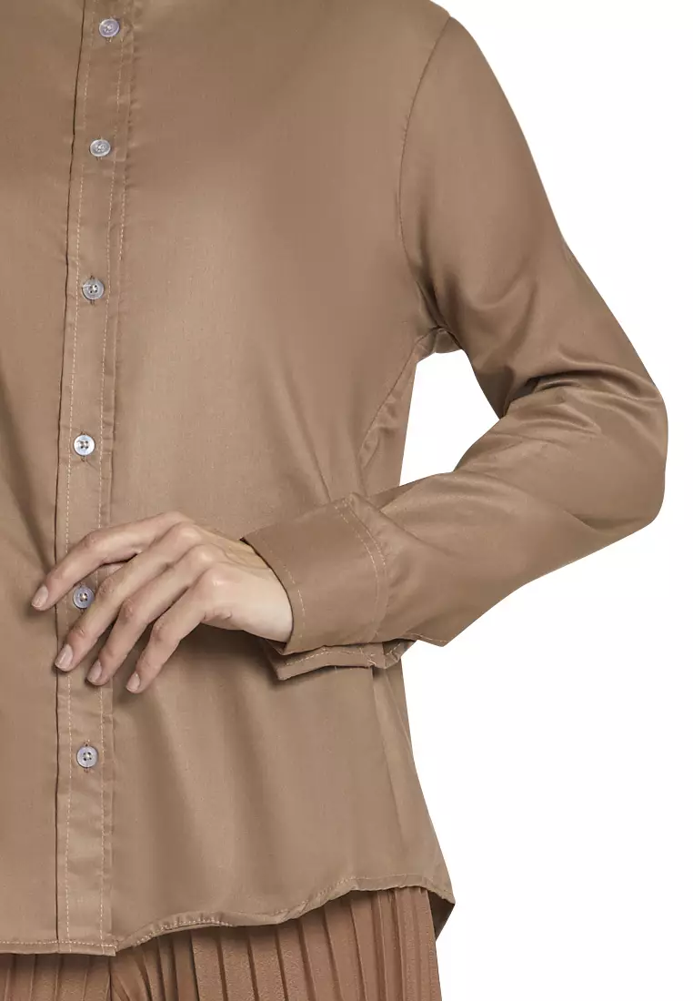 Zwetta Kemeja Lengan Panjang Plain Shirt Basic Atasan Wanita Regular Fit - Choco