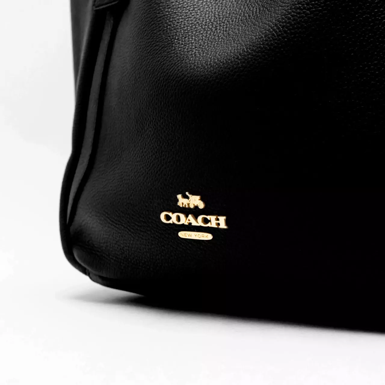 Hadley Turnlock Leather Tote Bag Black