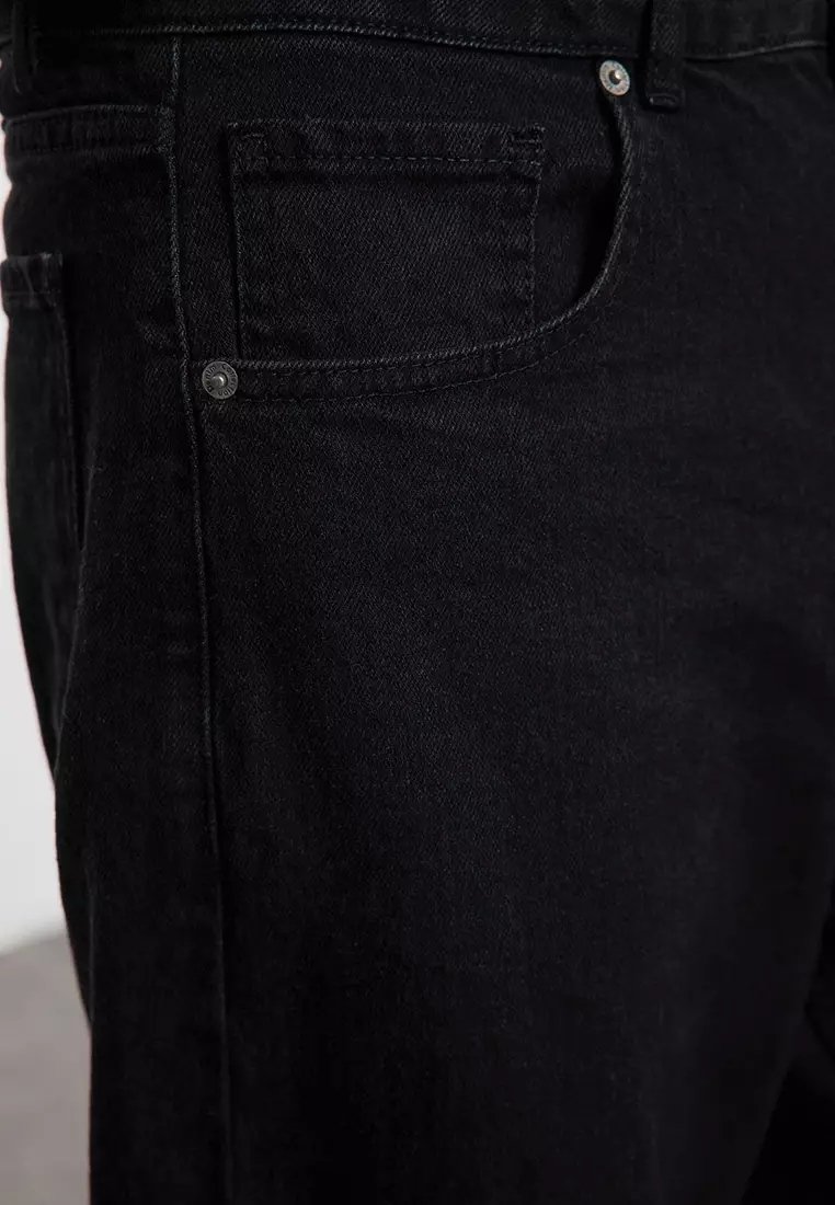 Straight Baggy Jeans