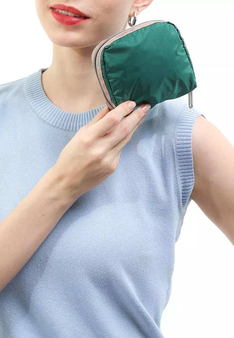 Sq Essential Cosmetic