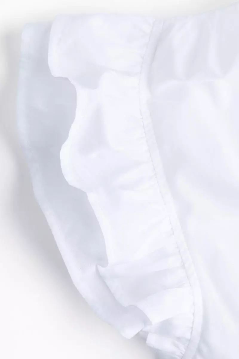 Frill-trimmed blouse