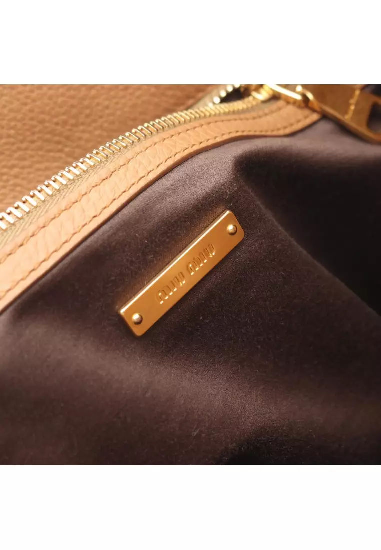 Pre-Loved MIU MIU Shoulder bag tote bag leather Brown