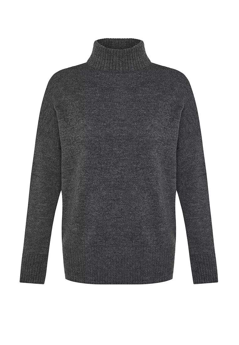 Turtle Knitwear Sweater