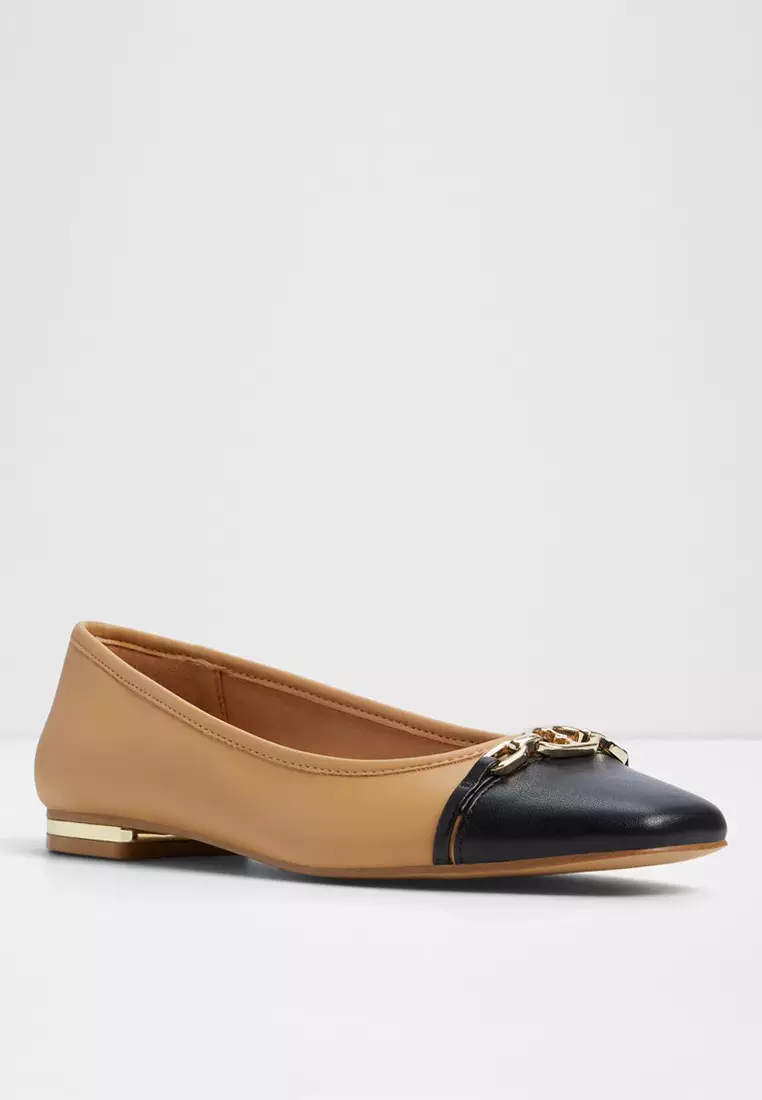 Krishelle Ballet Flats