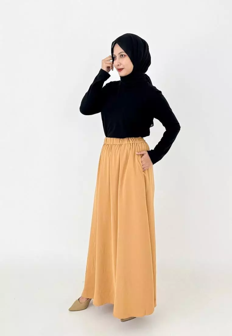 Sarah Skirt - Rok Basic A-Line (Coklat Muda)