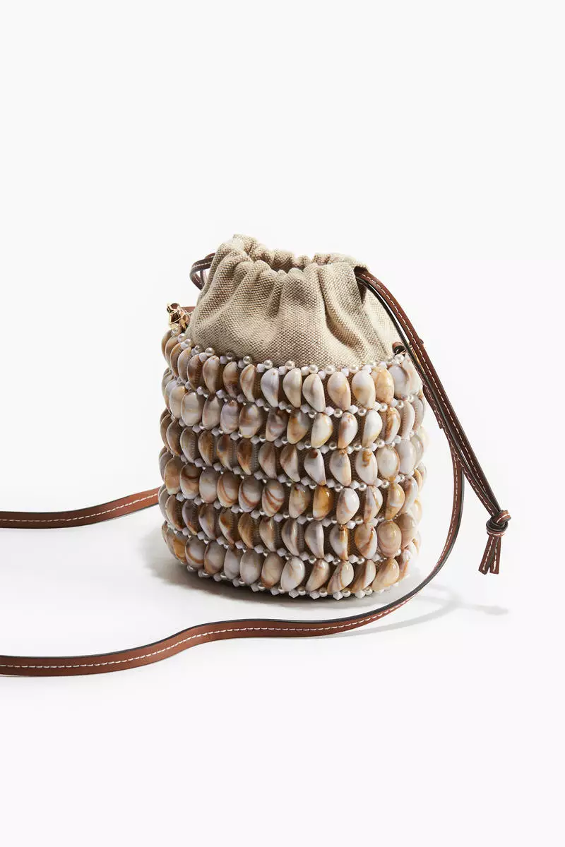 Crossbody bucket bag
