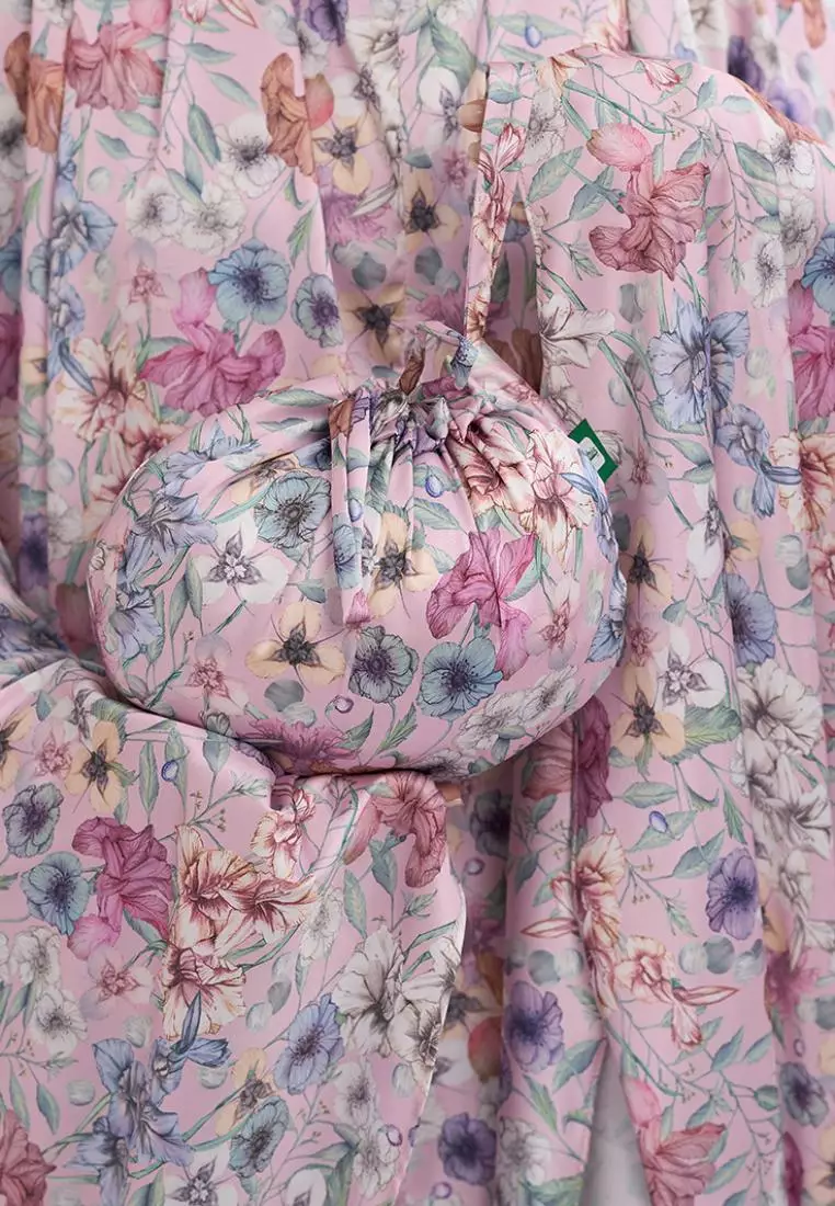 Arabela Anggun Maxi Mukena