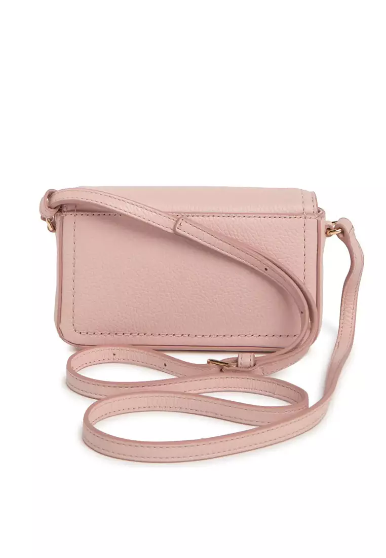 Marc Jacobs H104L01PF22 Peach Whip Soft Pink With Gold Hardware Women's  Shoulder Bag: Handbags
