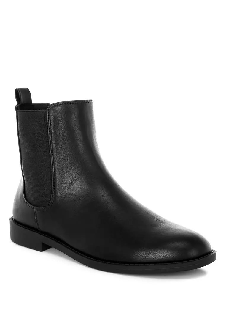 Sepatu Bot Chelsea Kulit Imitasi Warna Hitam