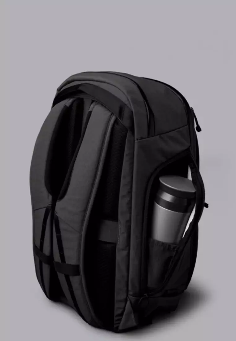Jual Alpaka ALPAKA Traverse Backpack 30L Premium Travel Backpack Kapasitas  30L Black Original 2026 | ZALORA Indonesia