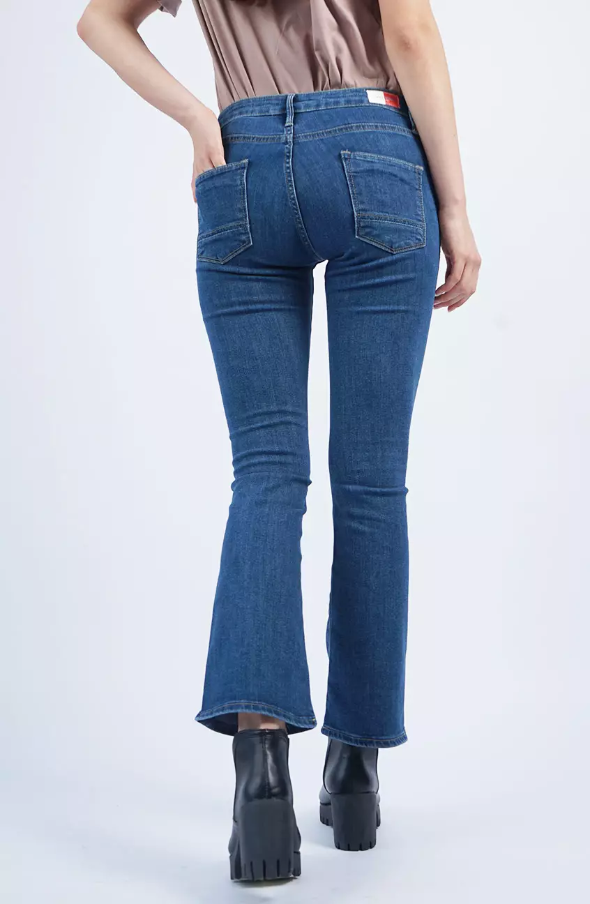 Celana Wanita Bootcut I1 Series Medium Blue