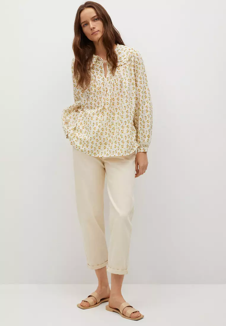 Baby-Doll Collar Blouse