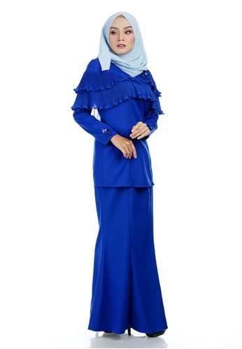 Buy Shahnaz Kurung with Layered Pleated Panel from Ashura in Blue only 180