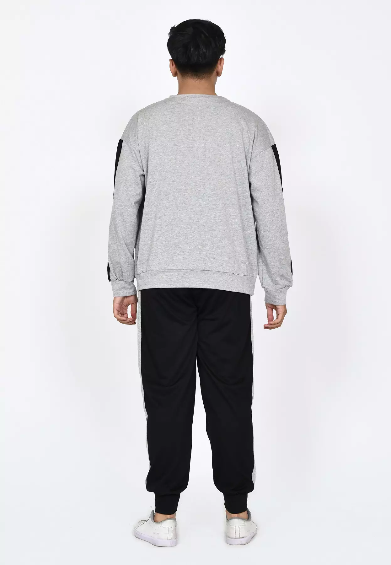 Setelan Sporty Men Ai