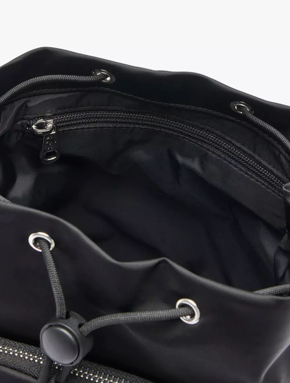 Izzie Shoulder Bucket Bag - Black