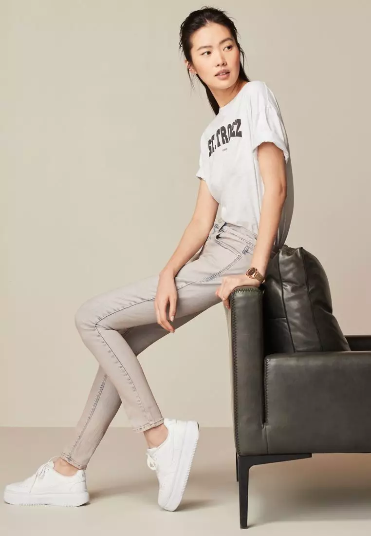 Low Skinny Jeans