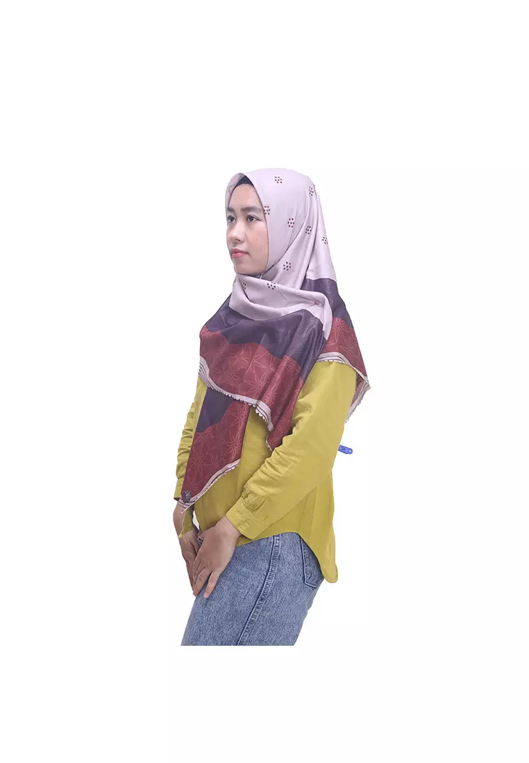 Hijab Scarf Batik Semar Tri Anjani 115x115 cm
