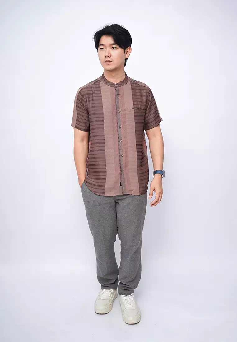 Ryusei Kemeja Kerah Koko Lengan Pendek Yahata Almondine