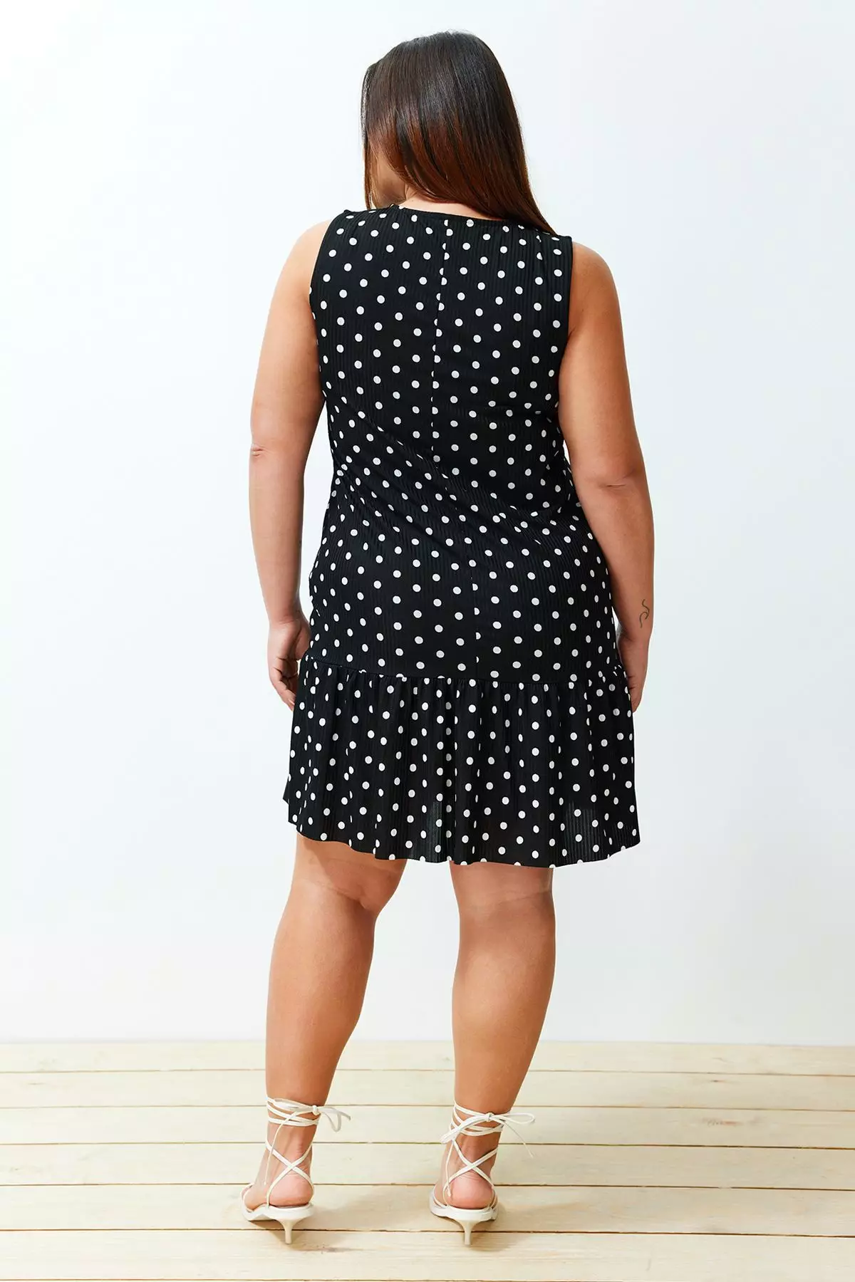 Plus Size Mini Sleeveless Dress