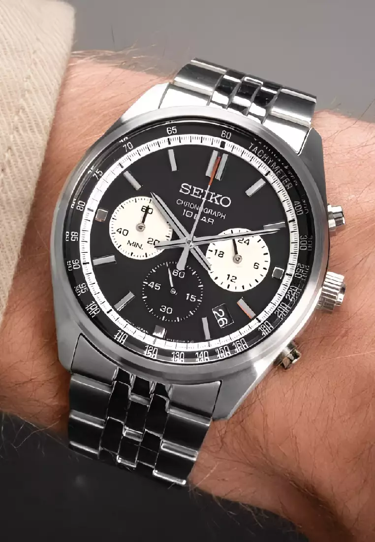 Montre Seiko Chronographe Sport SSB429P1 'Panda' - Cadran Noir, Bracelet Acier - 100M - Neuf Étiqueté