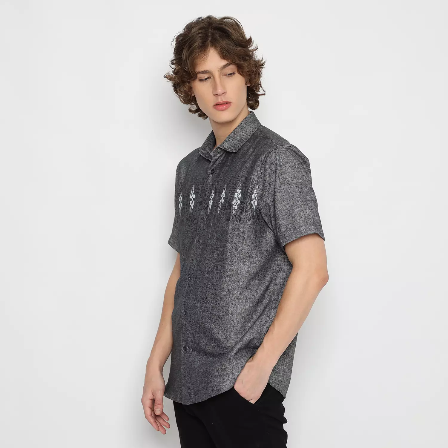 Platini Kemeja Motif Pria Lengan Pendek Katun Abu 73354