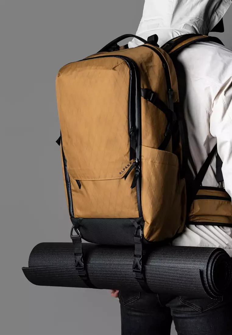 Alpaka Elements Travel Backpack 35L - Coyote Brown