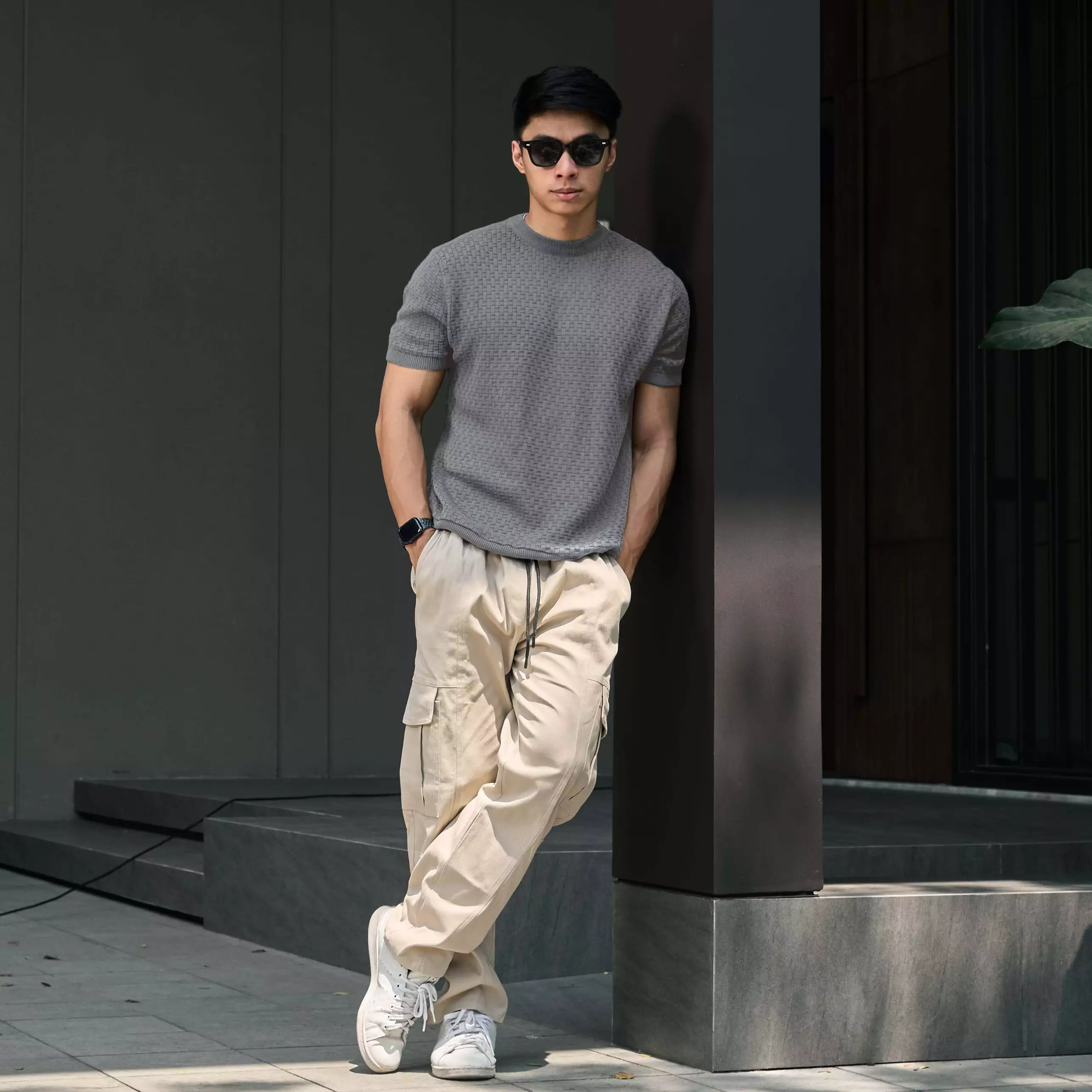 Kale Miller Grey / Sweater Rajut Pria Lengan Pendek / Knitwear