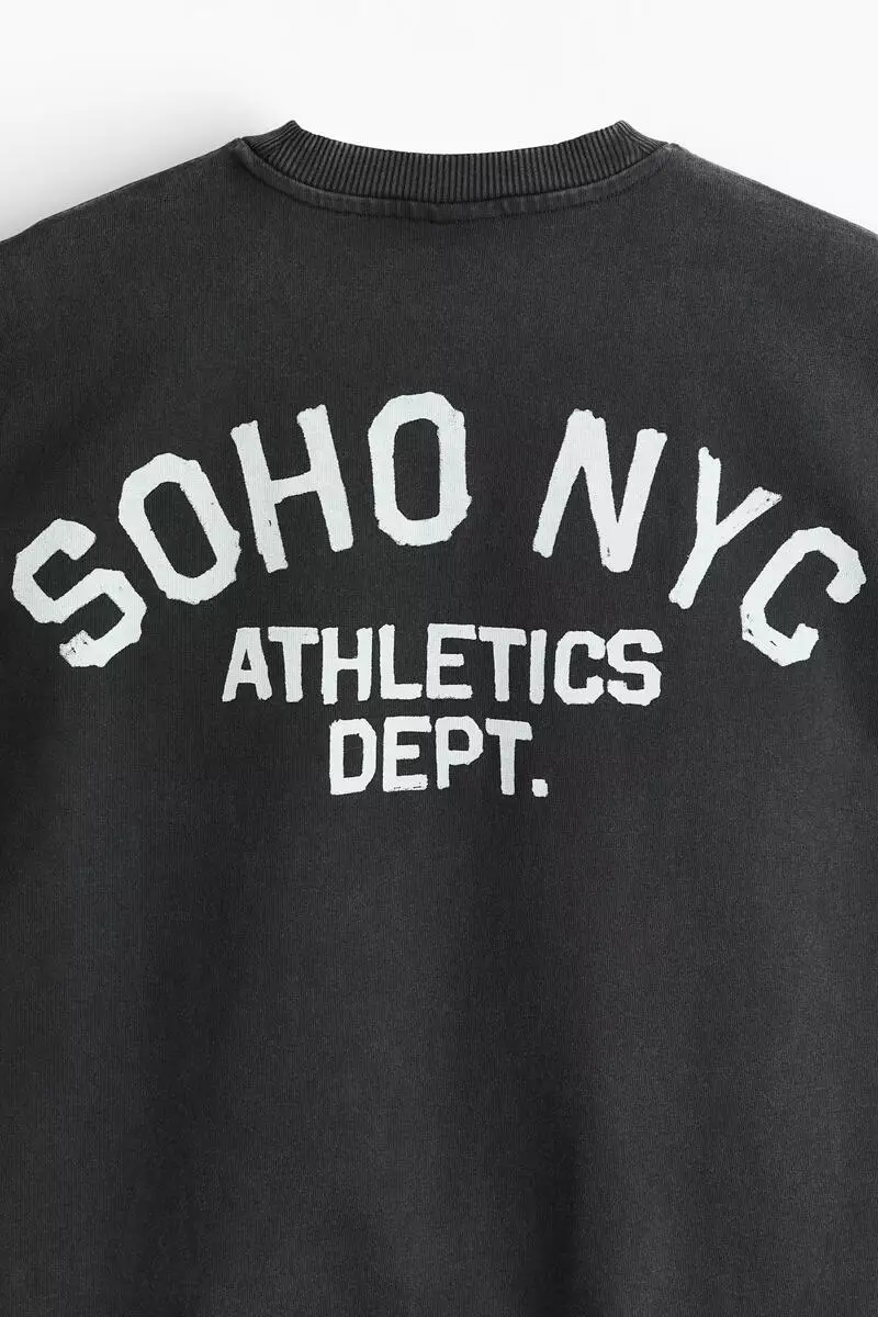 Oversized Fit Boxy-style t-shirt