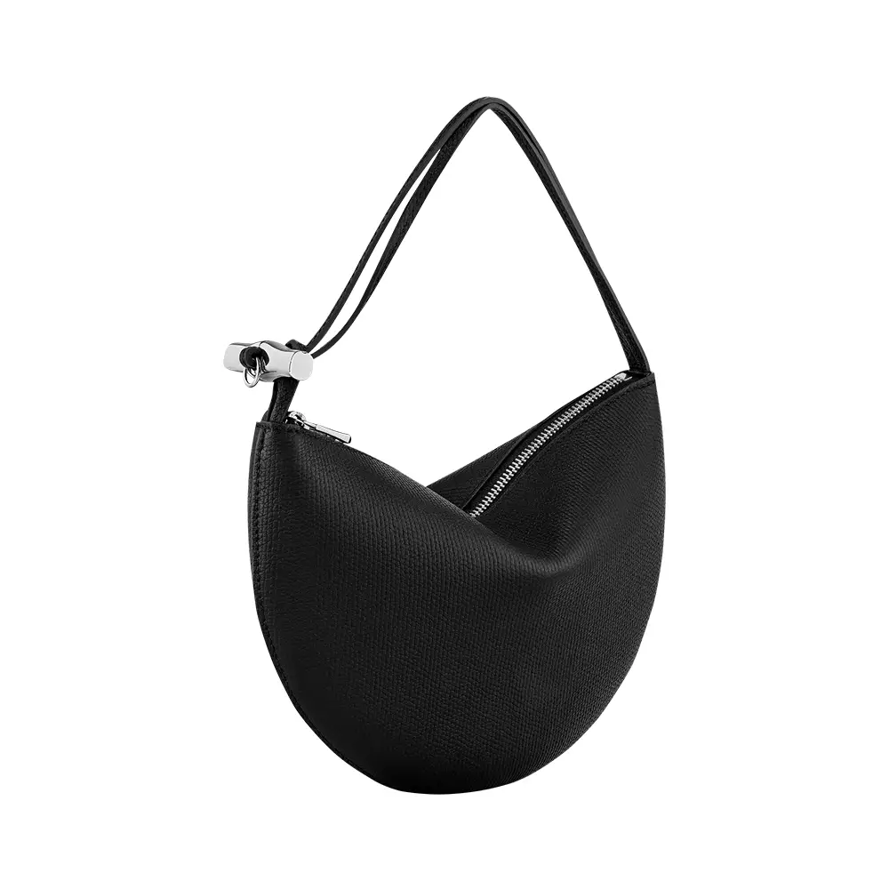 Le Roseau Leather Clutch Bag Black