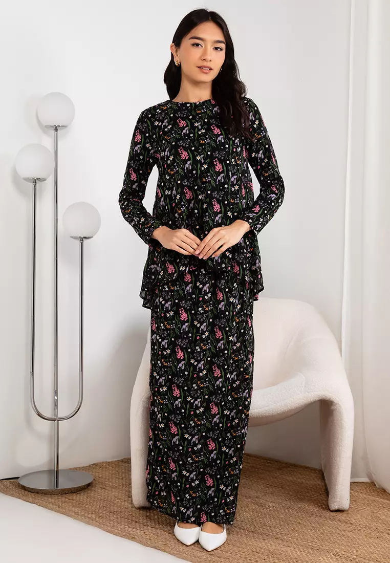 Blissful Blooms Zip Front Kurung Kedah Kain Lipat Depan