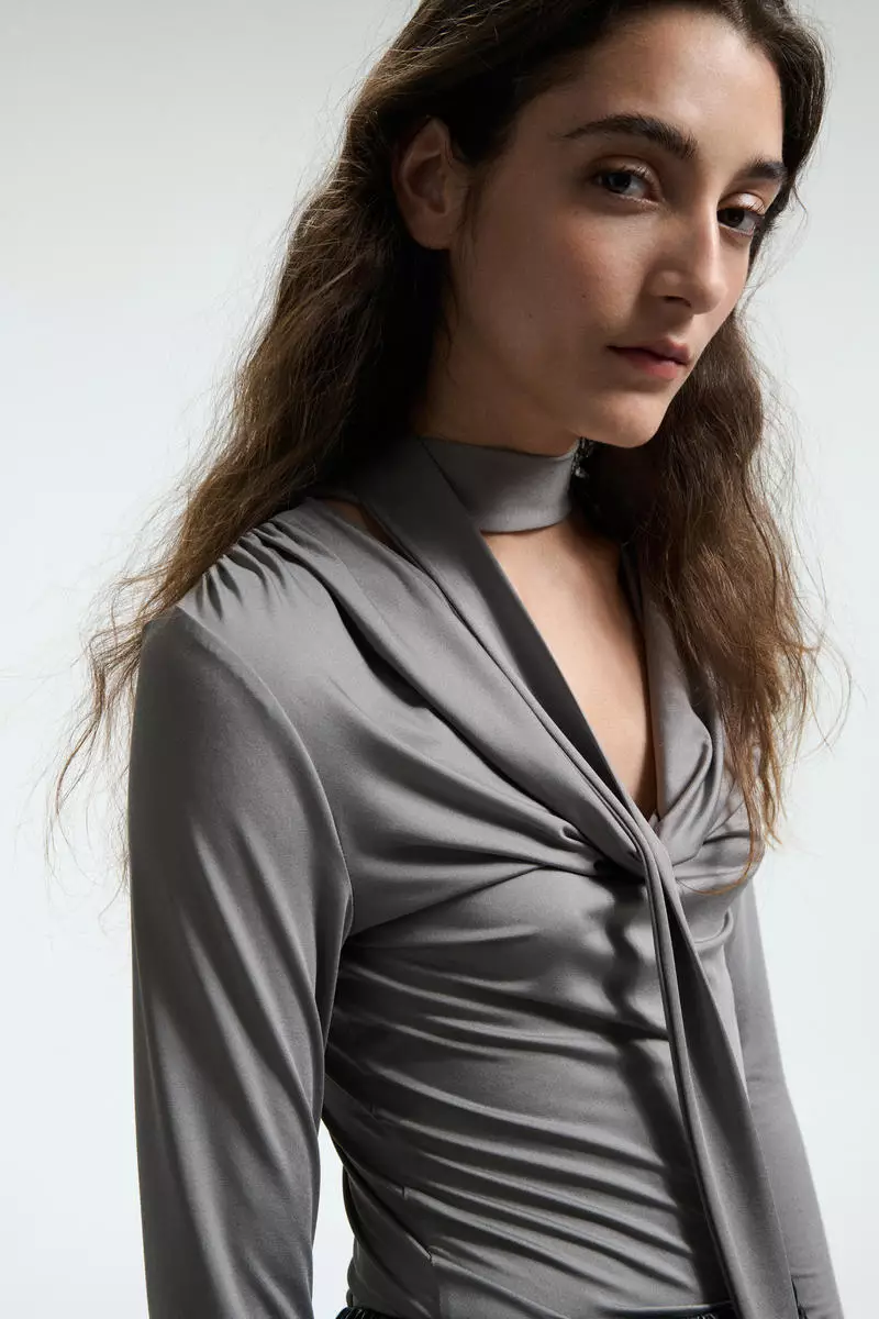 Scarf-detail top