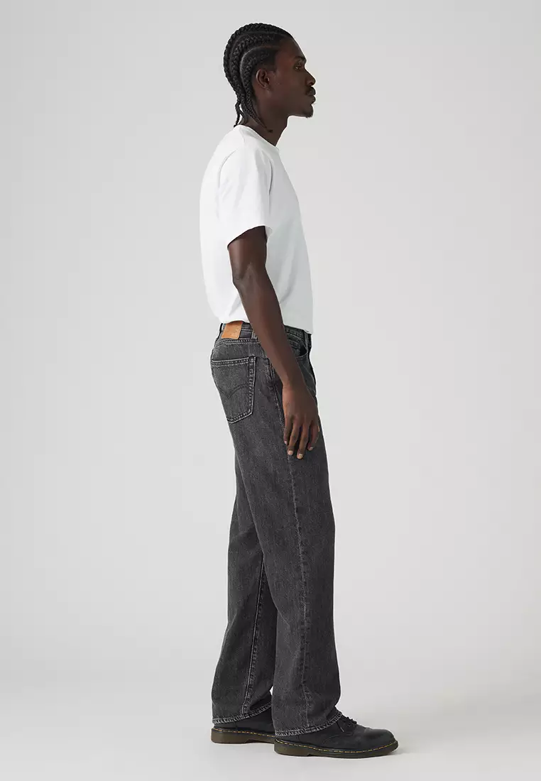 Porno xitoylik ayol va olomonni ushlaydi