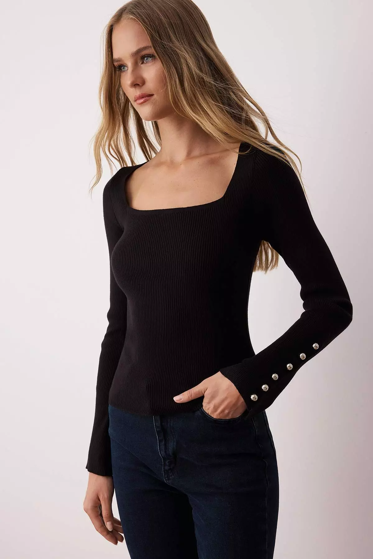 黑色絲光質感高級紗線/特種紗線針織毛衣