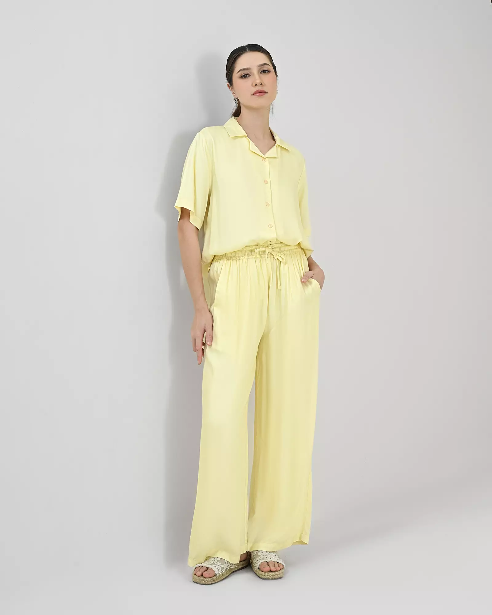 Geulis.id ONIKA PAJAMAS - Softyellow