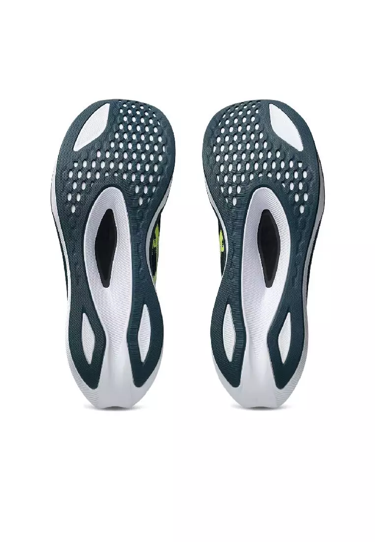 MAGIC SPEED 4 跑步鞋 1011B875-001