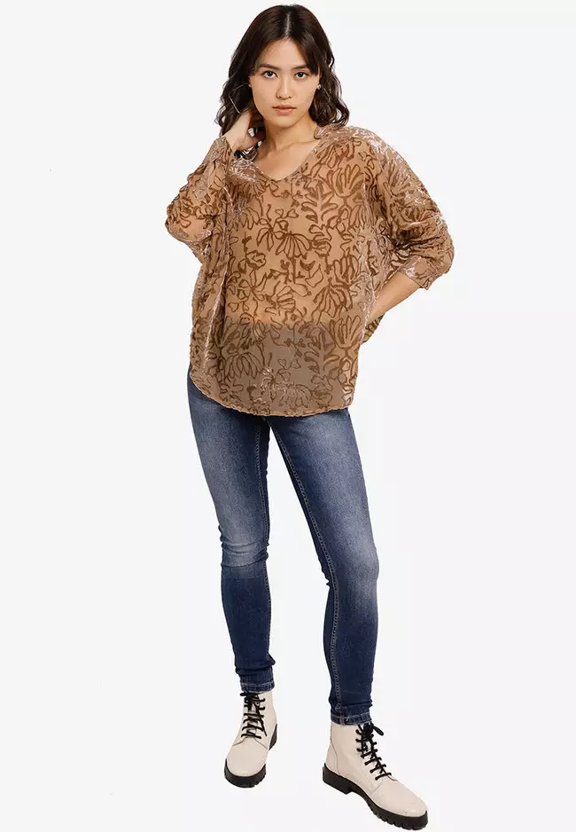 Gemna Devore Pop Over Top