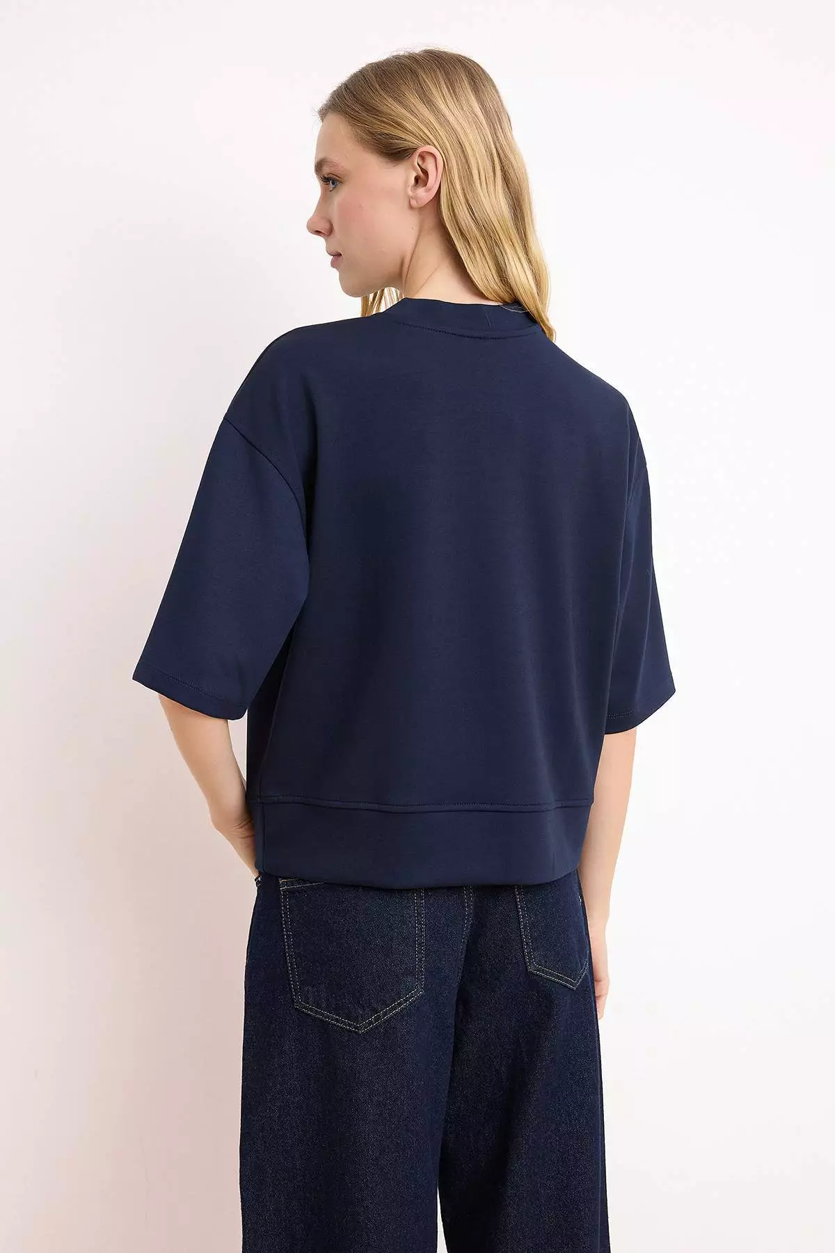 Navy Blue Oversize/Wide Fit Low Sleeve Three Quarter Soft Touch Knitted T-Shirt Twoss26Ts182