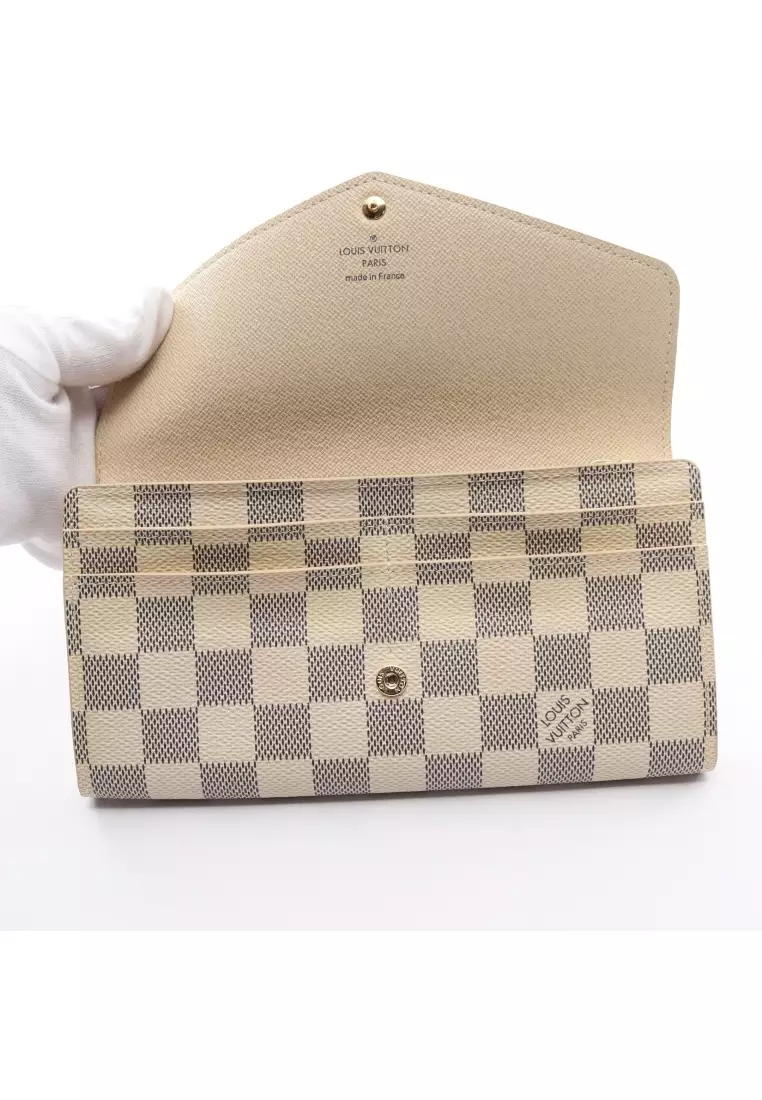Buy Louis Vuitton Pre-loved LOUIS VUITTON Portefeuil Sara Damier Azur  Bi-fold Long Wallet PVC leather white Online
