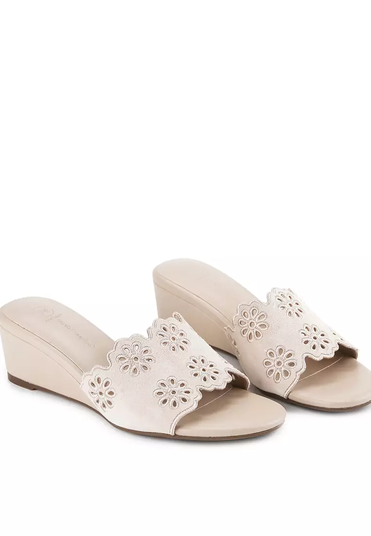 Marion Amber Slip On