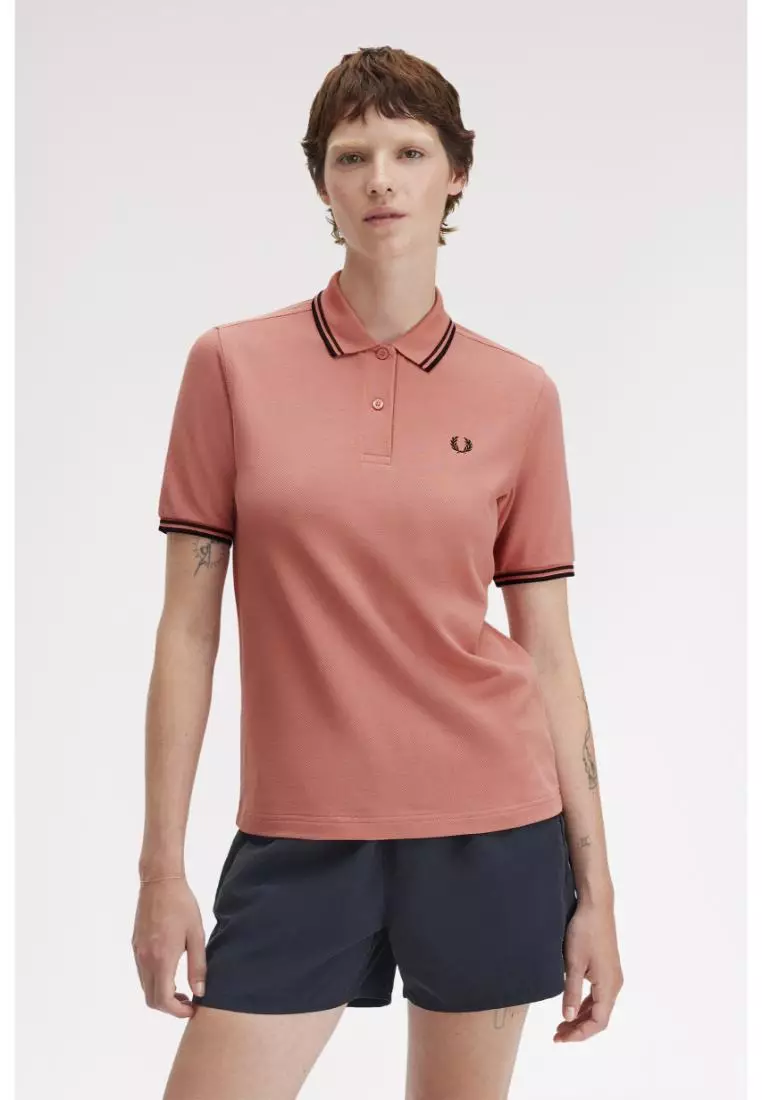 Fred Perry G3600 Twin Tipped Fred Perry Shirt (Putty Pink / Carrington Brick / Black)