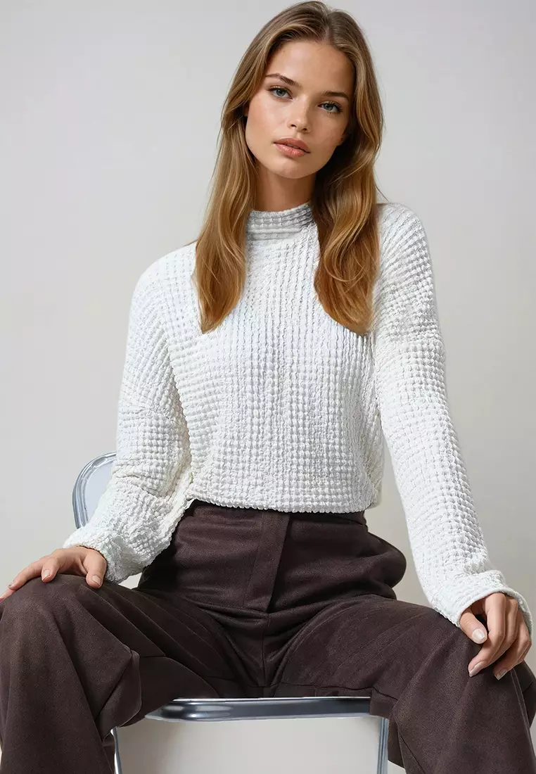 Mock Neck Long Sleeves Top