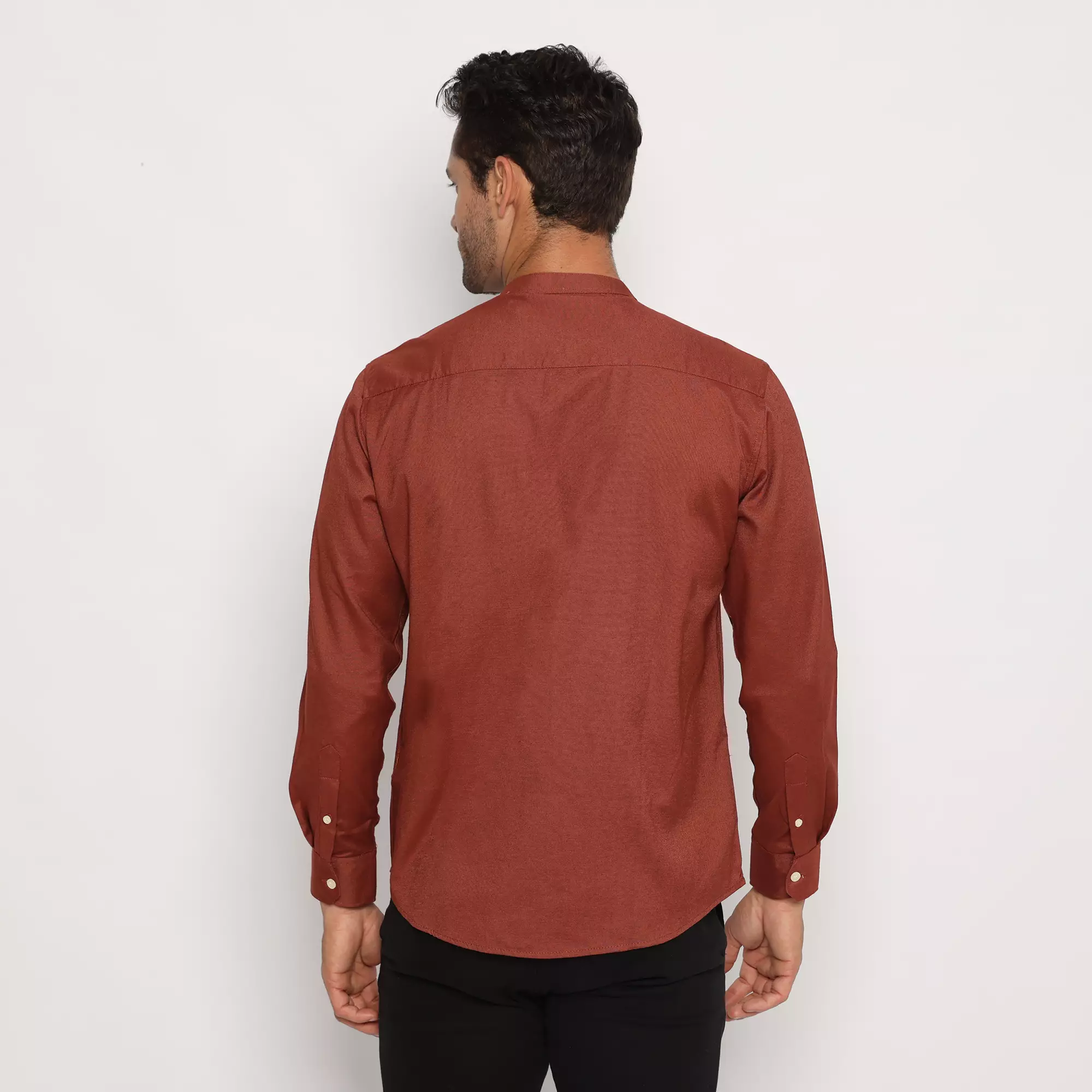 Platini Kemeja Pria Koko Shanghai Lengan Panjang Katun Oxford Merah Bata 22030