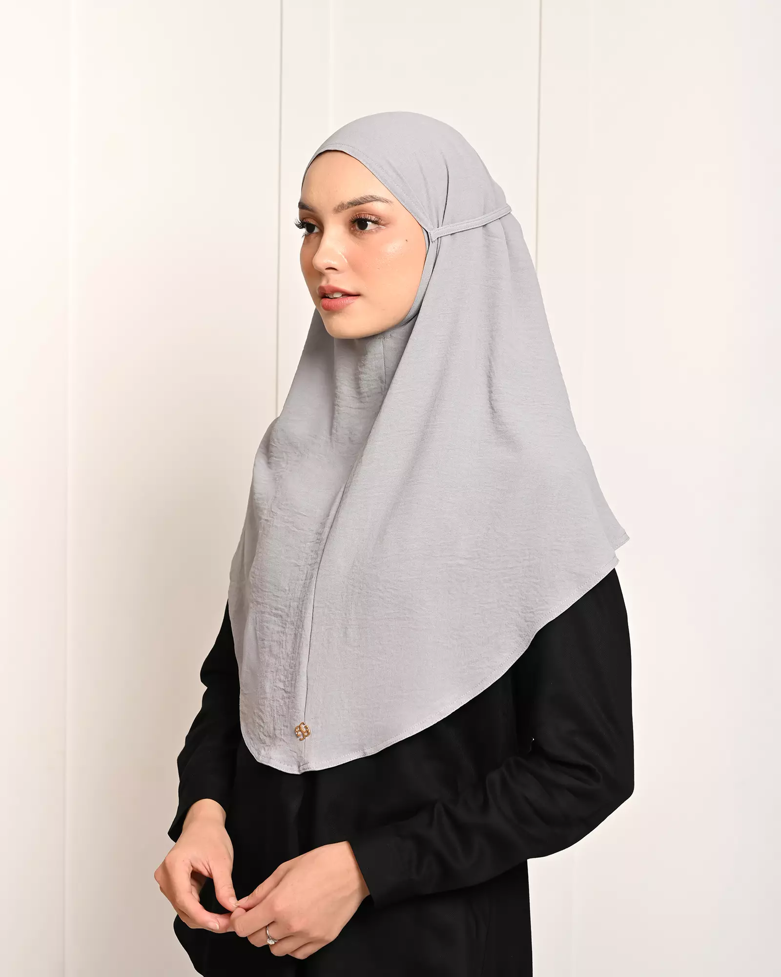 Geulis.id DAILY INSTANT BERGO (5 warna) Hijab - GREY