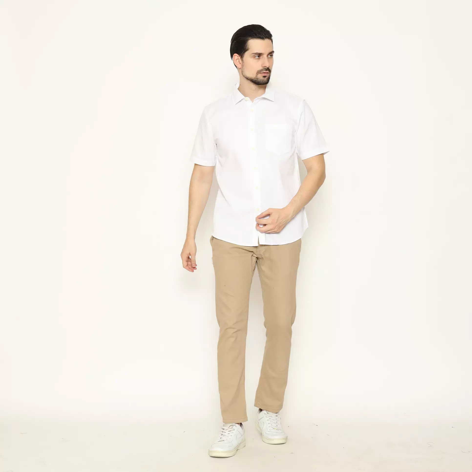 AMK Kemeja Pria Lengan Pendek SHS Maksim S/S White