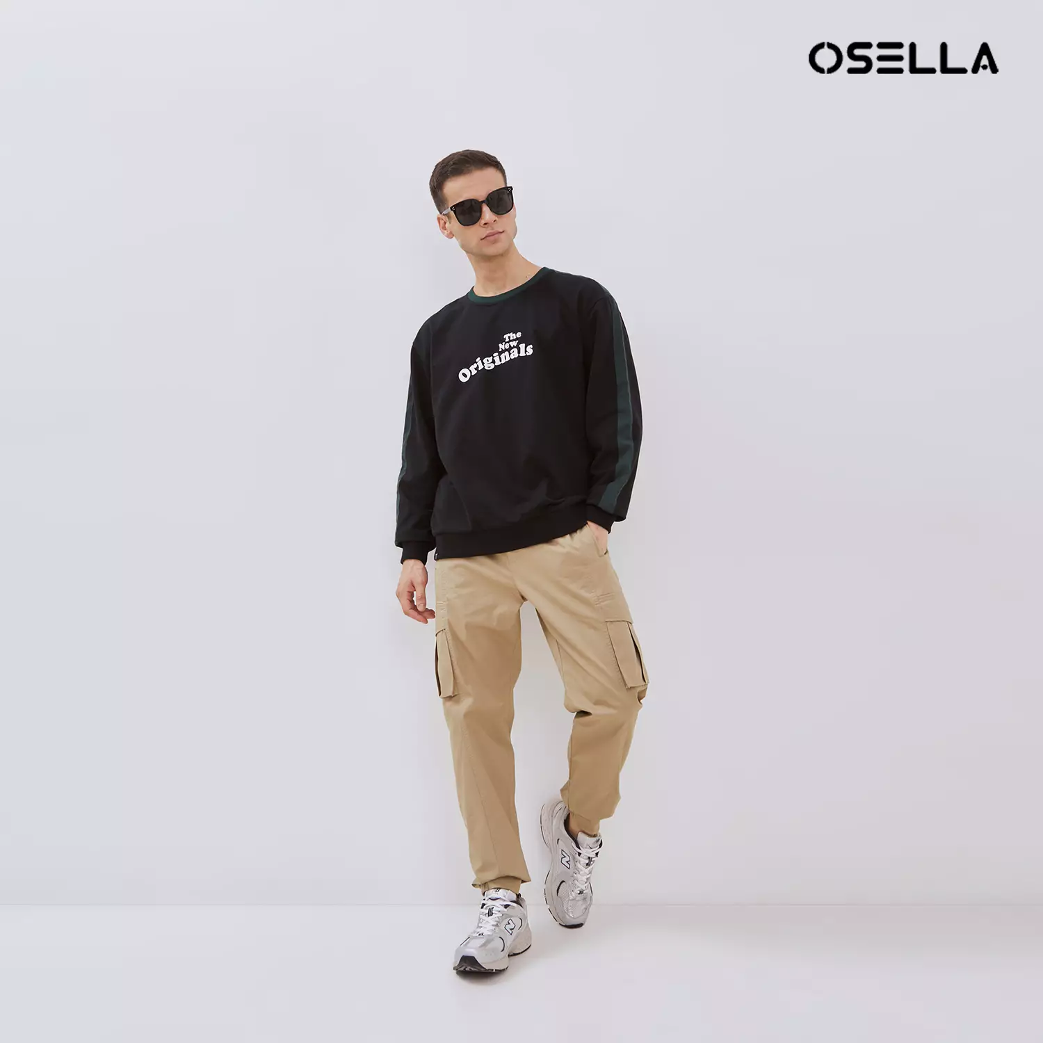 [NEW] Osella Printed Sweatshirt With Dark Green Combination In Black 2011400843 | Sweater Pria Lengan Panjang
