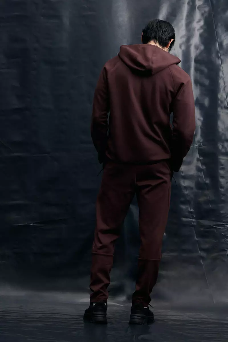 Sports zip-through hoodie with DryMove™