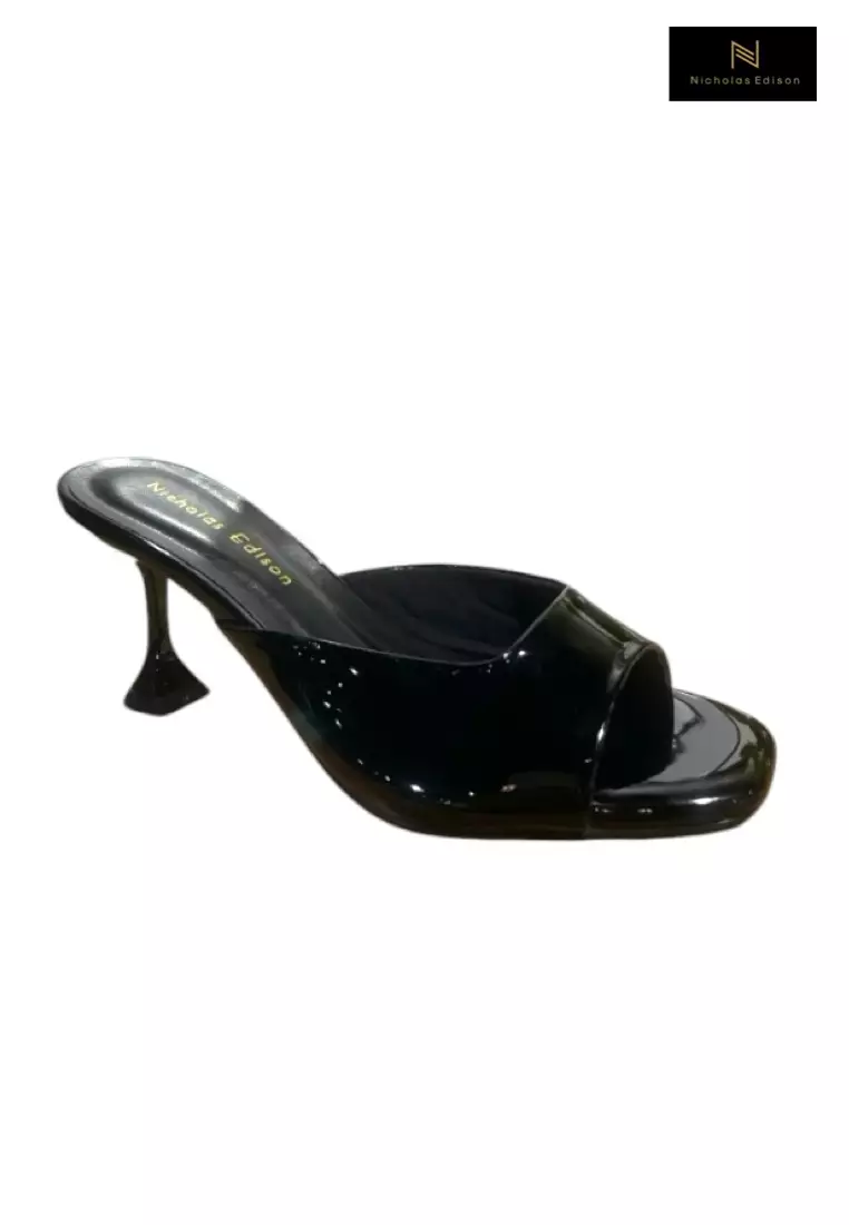 Nicholas Edison Heel Fika Black