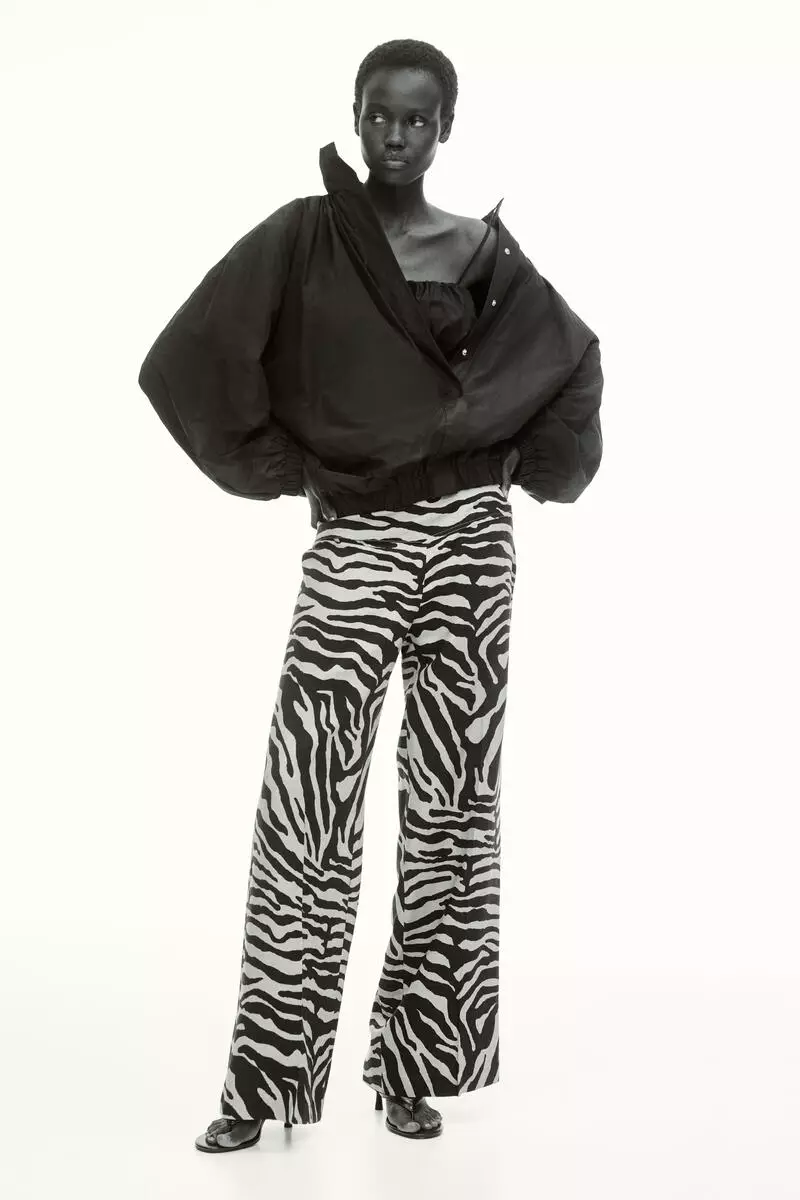 Flared linen-blend trousers